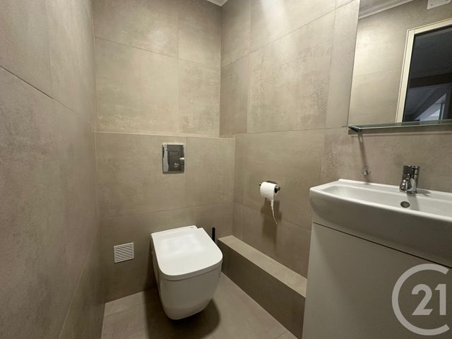 Appartement F3 à louer - 3 pièces - 64.69 m2 - LE CANNET - 06 - PROVENCE-ALPES-COTE-D-AZUR - Century 21 Les Clés Du Sud