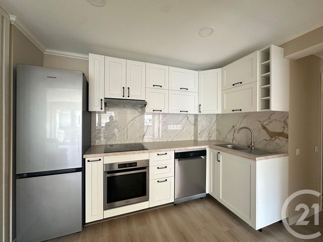 Appartement F3 à louer - 3 pièces - 64.69 m2 - LE CANNET - 06 - PROVENCE-ALPES-COTE-D-AZUR - Century 21 Les Clés Du Sud