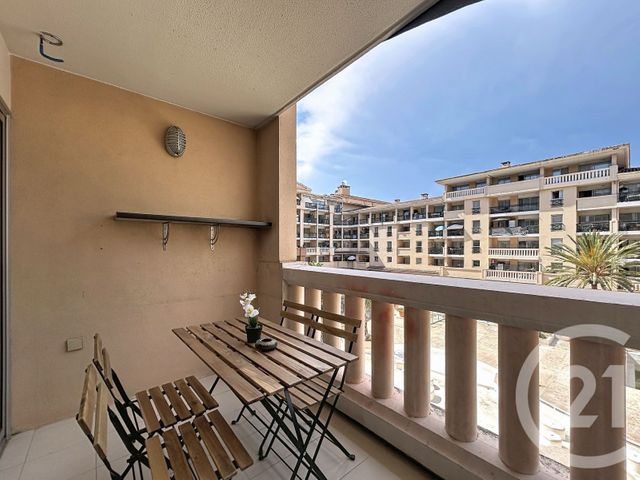 Appartement à louer - 2 pièces - 27.58 m2 - CANNES - 06 - PROVENCE-ALPES-COTE-D-AZUR - Century 21 Les Clés Du Sud