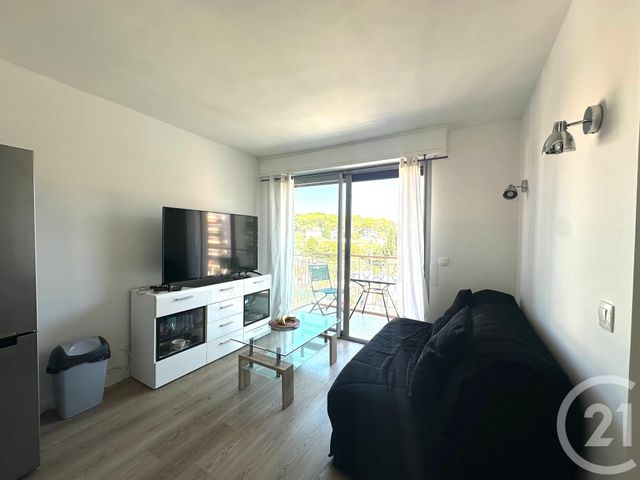 Appartement F2 à louer - 2 pièces - 30.48 m2 - LE CANNET - 06 - PROVENCE-ALPES-COTE-D-AZUR - Century 21 Les Clés Du Sud