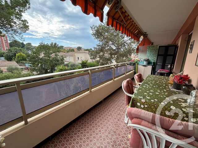 Appartement F2 à vendre LE CANNET