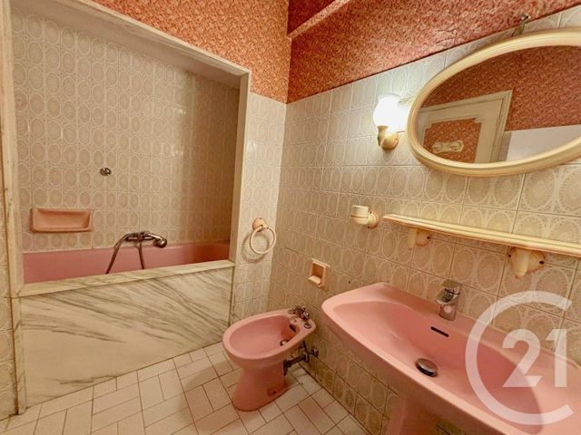 Appartement F2 à vendre - 2 pièces - 57.56 m2 - LE CANNET - 06 - PROVENCE-ALPES-COTE-D-AZUR - Century 21 Les Clés Du Sud