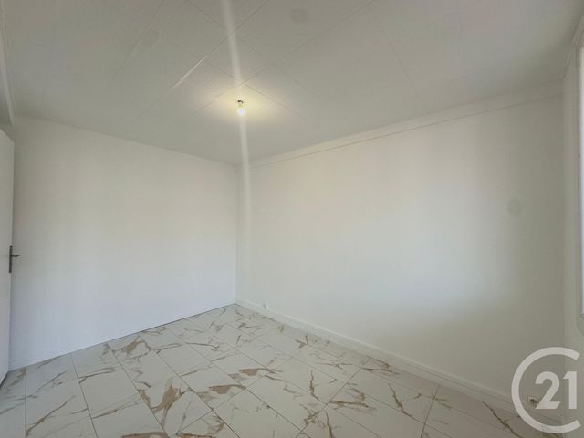 Appartement F3 à louer - 3 pièces - 52.07 m2 - LE CANNET - 06 - PROVENCE-ALPES-COTE-D-AZUR - Century 21 Les Clés Du Sud