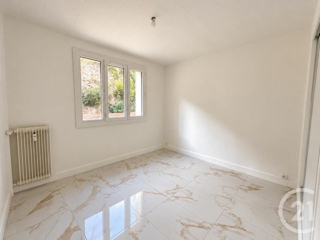 Appartement F3 à louer - 3 pièces - 52.07 m2 - LE CANNET - 06 - PROVENCE-ALPES-COTE-D-AZUR - Century 21 Les Clés Du Sud