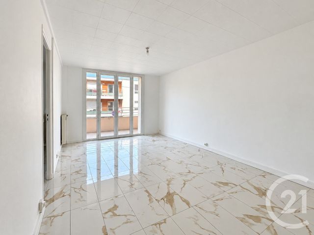 Appartement F3 à louer LE CANNET