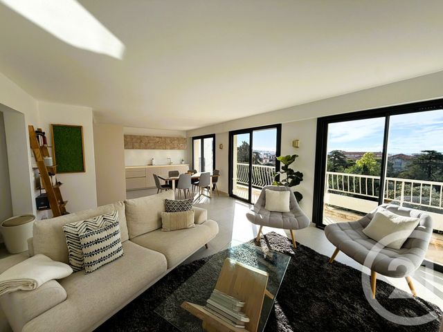 Appartement F3 à vendre LE CANNET