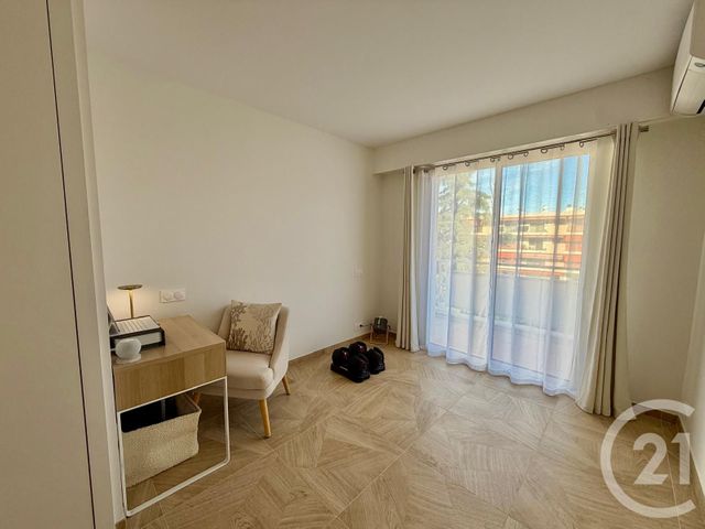Appartement F3 à vendre - 3 pièces - 74.01 m2 - LE CANNET - 06 - PROVENCE-ALPES-COTE-D-AZUR - Century 21 Les Clés Du Sud