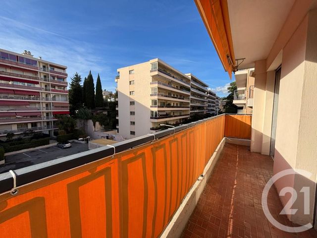 Appartement F3 à louer - 3 pièces - 69.48 m2 - LE CANNET - 06 - PROVENCE-ALPES-COTE-D-AZUR - Century 21 Les Clés Du Sud