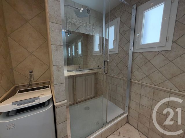 Appartement F3 à louer - 3 pièces - 69.48 m2 - LE CANNET - 06 - PROVENCE-ALPES-COTE-D-AZUR - Century 21 Les Clés Du Sud