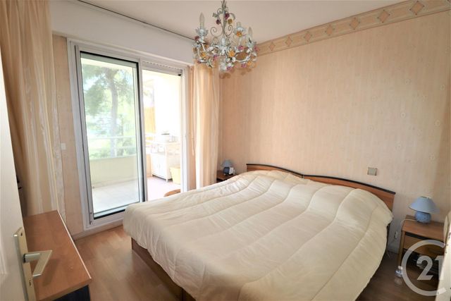 Afficher la photo en grand Appartement F4 à vendre - 4 pièces - 111.0 m2 - LE CANNET - 06 - PROVENCE-ALPES-COTE-D-AZUR - Century 21 Les Clés Du Sud