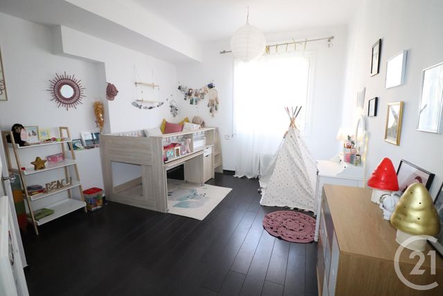Afficher la photo en grand Appartement F4 à vendre - 4 pièces - 104.0 m2 - LE CANNET - 06 - PROVENCE-ALPES-COTE-D-AZUR - Century 21 Les Clés Du Sud