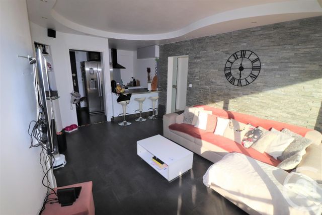 Afficher la photo en grand Appartement F3 à vendre - 3 pièces - 50.73 m2 - LE CANNET - 06 - PROVENCE-ALPES-COTE-D-AZUR - Century 21 Les Clés Du Sud