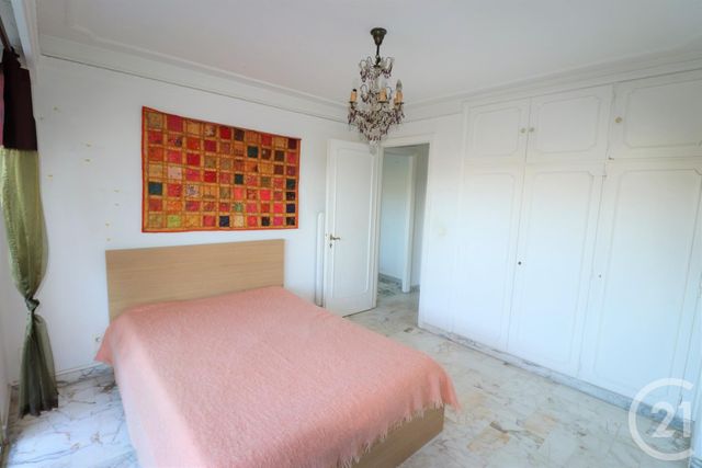 Appartement F4 à vendre - 4 pièces - 104.07 m2 - LE CANNET - 06 - PROVENCE-ALPES-COTE-D-AZUR - Century 21 Les Clés Du Sud Appartement F4 à vendre - 4 pièces - 104.07 m2 - LE CANNET - 06 - PROVENCE-ALPES-COTE-D-AZUR - Century 21 Les Clés Du Sud
