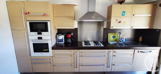 Appartement F4 à vendre - 4 pièces - 104.07 m2 - LE CANNET - 06 - PROVENCE-ALPES-COTE-D-AZUR - Century 21 Les Clés Du Sud Appartement F4 à vendre - 4 pièces - 104.07 m2 - LE CANNET - 06 - PROVENCE-ALPES-COTE-D-AZUR - Century 21 Les Clés Du Sud