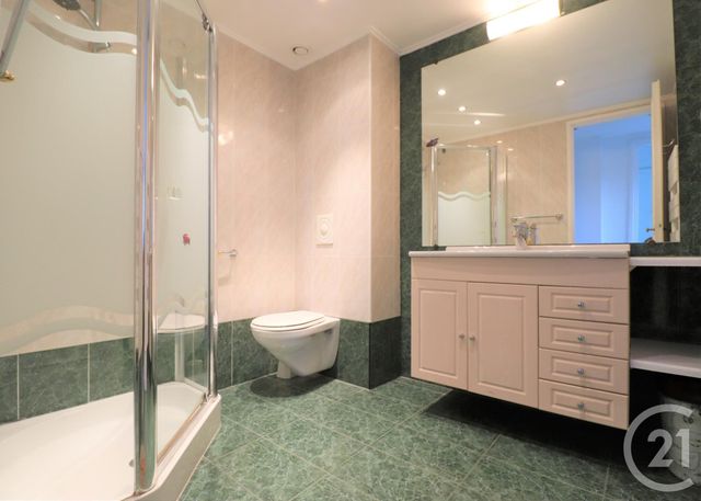 Appartement F4 à vendre - 4 pièces - 104.07 m2 - LE CANNET - 06 - PROVENCE-ALPES-COTE-D-AZUR - Century 21 Les Clés Du Sud Appartement F4 à vendre - 4 pièces - 104.07 m2 - LE CANNET - 06 - PROVENCE-ALPES-COTE-D-AZUR - Century 21 Les Clés Du Sud