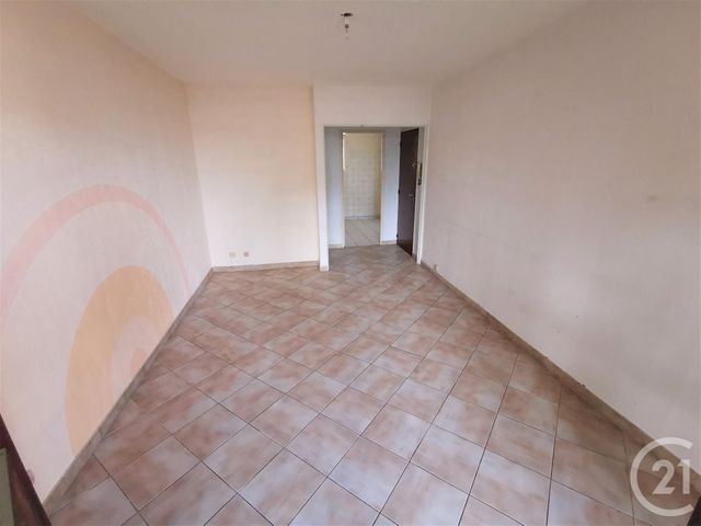 Afficher la photo en grand Appartement F3 à vendre - 3 pièces - 51.67 m2 - LE CANNET - 06 - PROVENCE-ALPES-COTE-D-AZUR - Century 21 Les Clés Du Sud