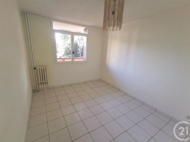 Afficher la photo en grand Appartement F3 à vendre - 3 pièces - 51.67 m2 - LE CANNET - 06 - PROVENCE-ALPES-COTE-D-AZUR - Century 21 Les Clés Du Sud