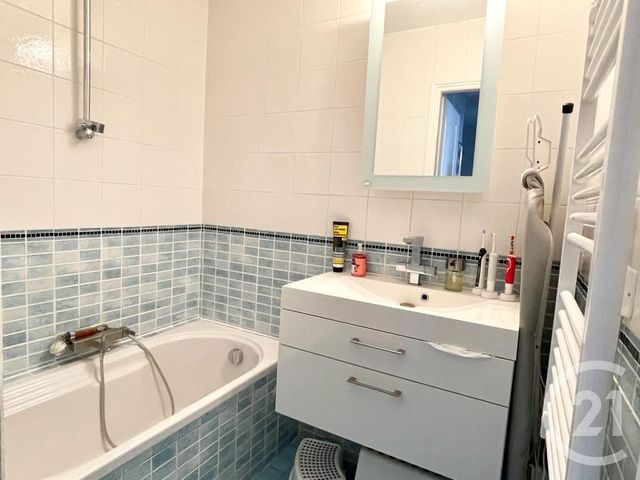 Afficher la photo en grand maison à vendre - 4 pièces - 85.0 m2 - LE CANNET - 06 - PROVENCE-ALPES-COTE-D-AZUR - Century 21 Les Clés Du Sud