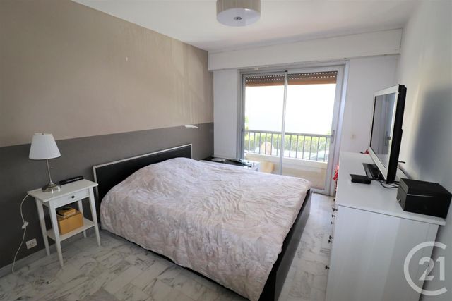 Appartement F2 à vendre - 2 pièces - 55.0 m2 - LE CANNET - 06 - PROVENCE-ALPES-COTE-D-AZUR - Century 21 Les Clés Du Sud Appartement F2 à vendre - 2 pièces - 55.0 m2 - LE CANNET - 06 - PROVENCE-ALPES-COTE-D-AZUR - Century 21 Les Clés Du Sud