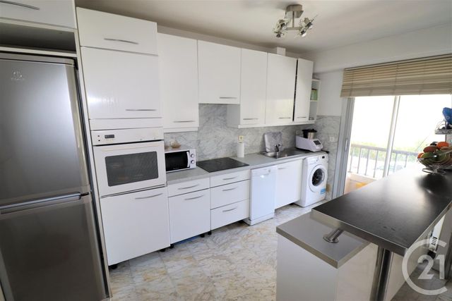 Appartement F2 à vendre - 2 pièces - 55.0 m2 - LE CANNET - 06 - PROVENCE-ALPES-COTE-D-AZUR - Century 21 Les Clés Du Sud Appartement F2 à vendre - 2 pièces - 55.0 m2 - LE CANNET - 06 - PROVENCE-ALPES-COTE-D-AZUR - Century 21 Les Clés Du Sud
