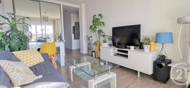 Appartement F2 à vendre - 2 pièces - 44.18 m2 - CANNES - 06 - PROVENCE-ALPES-COTE-D-AZUR - Century 21 Les Clés Du Sud Appartement F2 à vendre - 2 pièces - 44.18 m2 - CANNES - 06 - PROVENCE-ALPES-COTE-D-AZUR - Century 21 Les Clés Du Sud