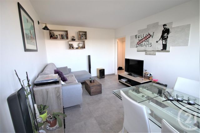 Appartement F2 à vendre - 2 pièces - 44.3 m2 - LE CANNET - 06 - PROVENCE-ALPES-COTE-D-AZUR - Century 21 Les Clés Du Sud Appartement F2 à vendre - 2 pièces - 44.3 m2 - LE CANNET - 06 - PROVENCE-ALPES-COTE-D-AZUR - Century 21 Les Clés Du Sud