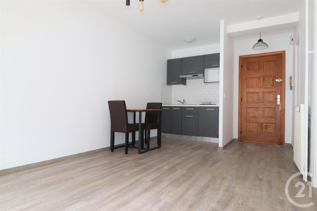 Appartement F2 à louer - 2 pièces - 33.02 m2 - LE CANNET - 06 - PROVENCE-ALPES-COTE-D-AZUR - Century 21 Les Clés Du Sud Appartement F2 à louer - 2 pièces - 33.02 m2 - LE CANNET - 06 - PROVENCE-ALPES-COTE-D-AZUR - Century 21 Les Clés Du Sud