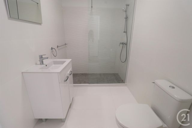 Appartement F2 à louer - 2 pièces - 33.02 m2 - LE CANNET - 06 - PROVENCE-ALPES-COTE-D-AZUR - Century 21 Les Clés Du Sud Appartement F2 à louer - 2 pièces - 33.02 m2 - LE CANNET - 06 - PROVENCE-ALPES-COTE-D-AZUR - Century 21 Les Clés Du Sud