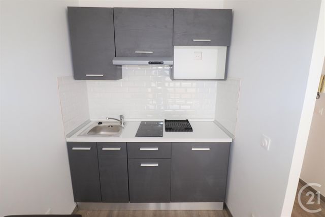 Appartement F2 à louer - 2 pièces - 33.02 m2 - LE CANNET - 06 - PROVENCE-ALPES-COTE-D-AZUR - Century 21 Les Clés Du Sud Appartement F2 à louer - 2 pièces - 33.02 m2 - LE CANNET - 06 - PROVENCE-ALPES-COTE-D-AZUR - Century 21 Les Clés Du Sud