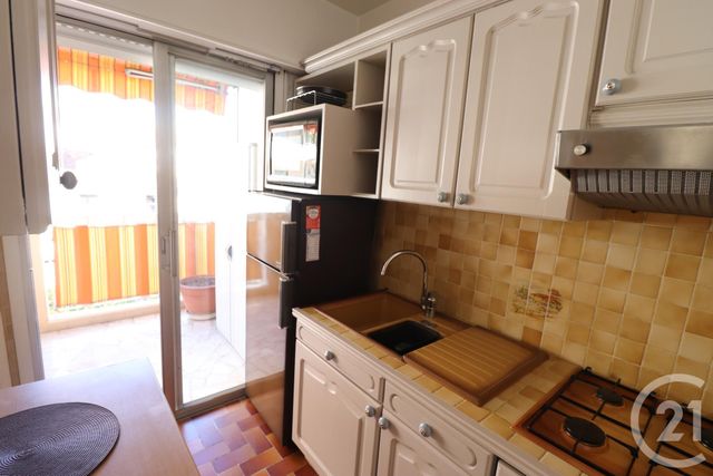 Afficher la photo en grand Appartement F1 à louer - 1 pièce - 30.0 m2 - CANNES - 06 - PROVENCE-ALPES-COTE-D-AZUR - Century 21 Les Clés Du Sud