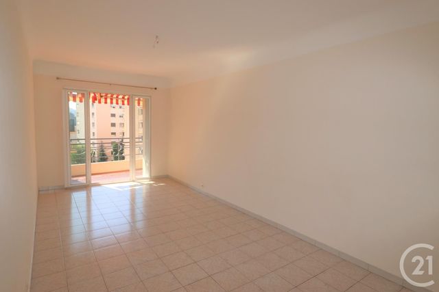 Afficher la photo en grand Appartement F2 à louer - 2 pièces - 60.51 m2 - LE CANNET - 06 - PROVENCE-ALPES-COTE-D-AZUR - Century 21 Les Clés Du Sud