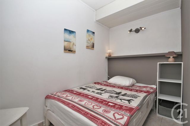 Afficher la photo en grand Appartement F1 à louer - 1 pièce - 27.0 m2 - CANNES - 06 - PROVENCE-ALPES-COTE-D-AZUR - Century 21 Les Clés Du Sud